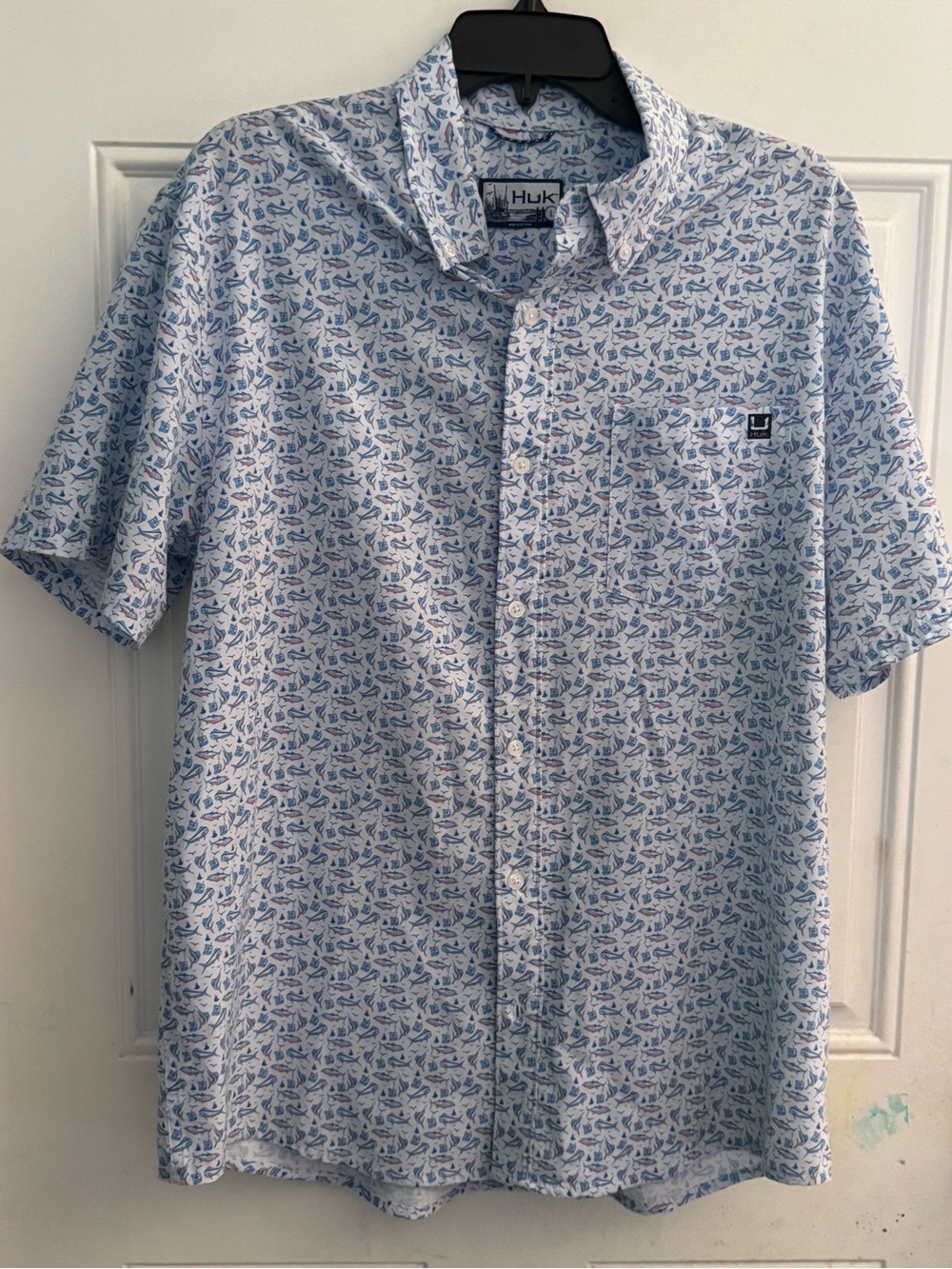 Huk Men’s Short Sleeve Button-Down Shirt - Light Blue with Navy Micro Fish Print